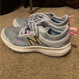 EUC New Balance 548 Sneakers Size 8